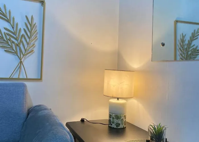 公寓式飯店 Uzziel's Place At Sea Residences